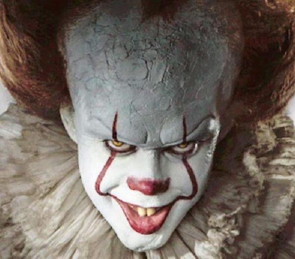 filmes de terror na Amazon