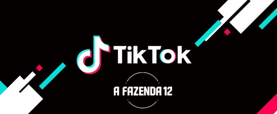 Logotipo do TikTok seguido do logotipo de A Fazenda, ambos sobre um fundo escuro com detalhes claros em tons de branco, azul e rosa