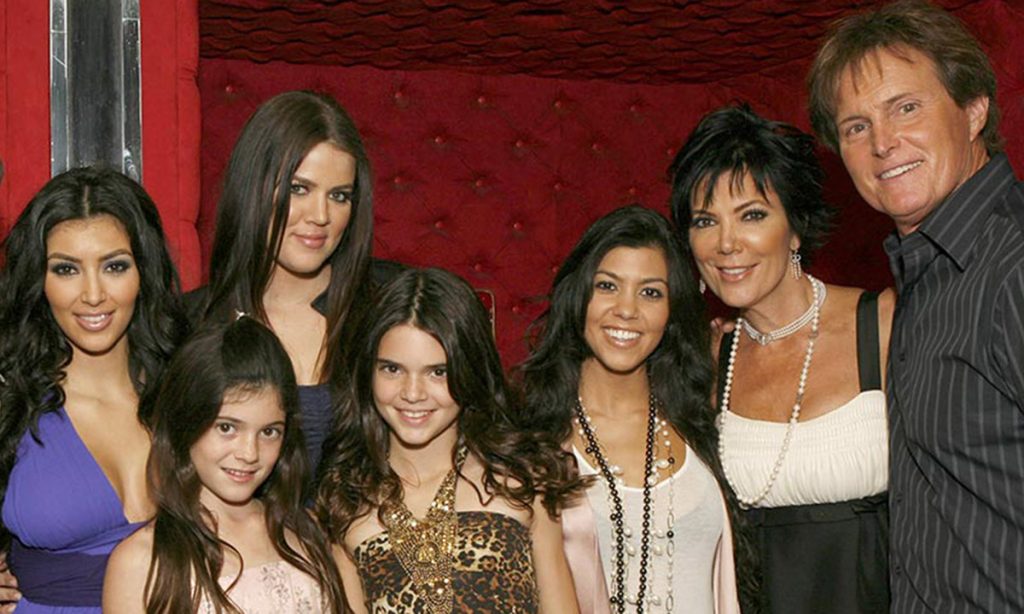 Família Kardashian-Jenner na primeira temporada de Keeping Up With The Kardashians