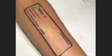 tatuagem com a última mensagem da mãe de Jean