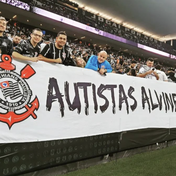 torcida organizada de autistas