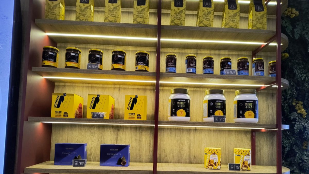 Fábio de Melo cafeteria