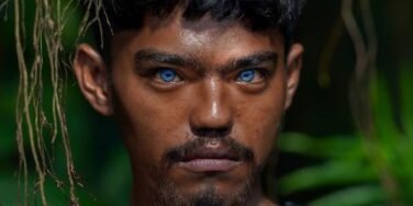 indígenas olhos azuis