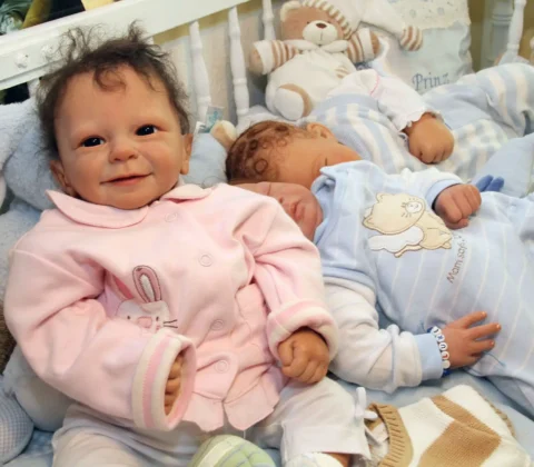 mãe bebês reborn