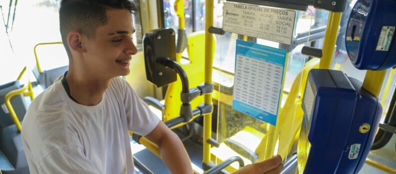 Carteiras estudantis 2025 passam a valer a partir de terça-feira (1º)