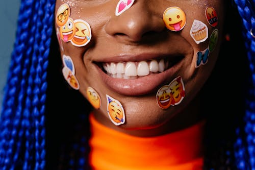 emojis match