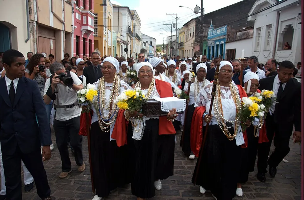 festas sombrias pelo mundo